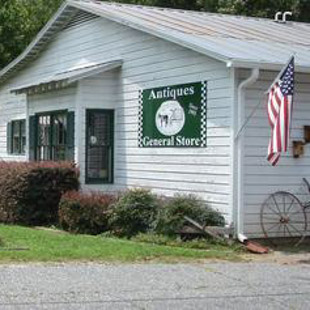 Country Peddler Antiques and General Store